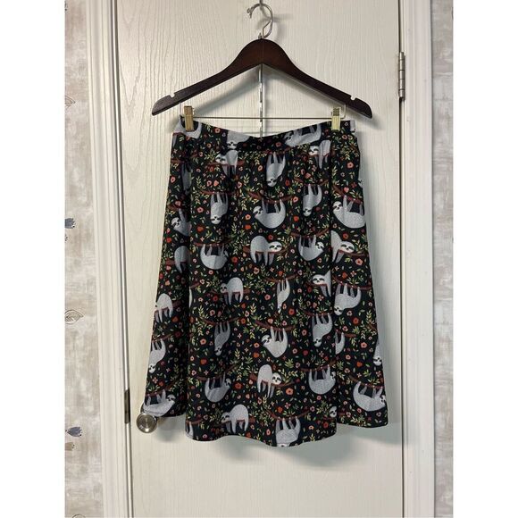 La Vielente Skirt - Picture 1 of 2